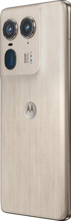 Actual product image Motorola Edge 50 Ultra (1000 GB, Nordic Wood, 6.70", SIM + eSIM, 64 Mpx, 5G)