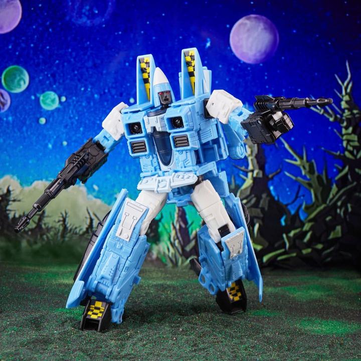 Actual product image Hasbro Transformers Generations Legacy Evolution Voyager Class figurine G2 Universe Cloudcover 18 cm