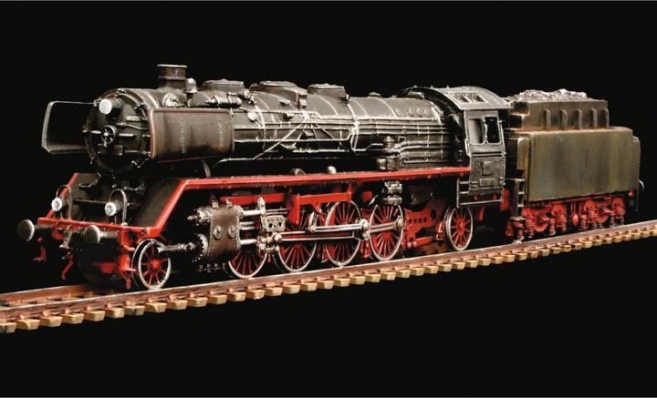Actual product image Italeri Multi-purpose locomotive class 41