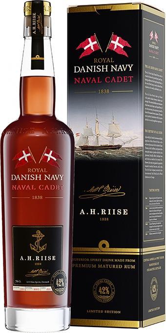 Produktbild A.H.Riise A.H. Riise Royal Danish Navy Naval Cadet 42% Vol. 0,7l