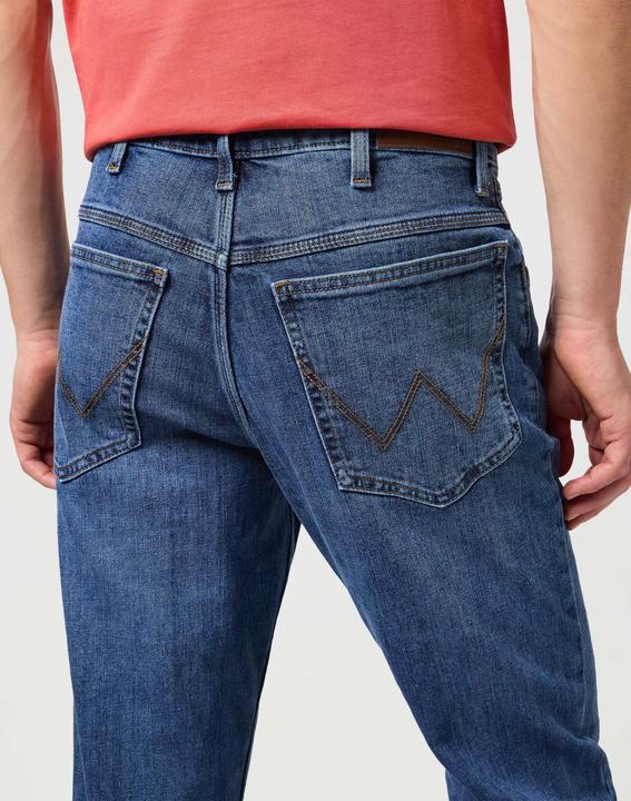 Image du produit Wrangler Jeans Regular Fit Authentic Straight (36)