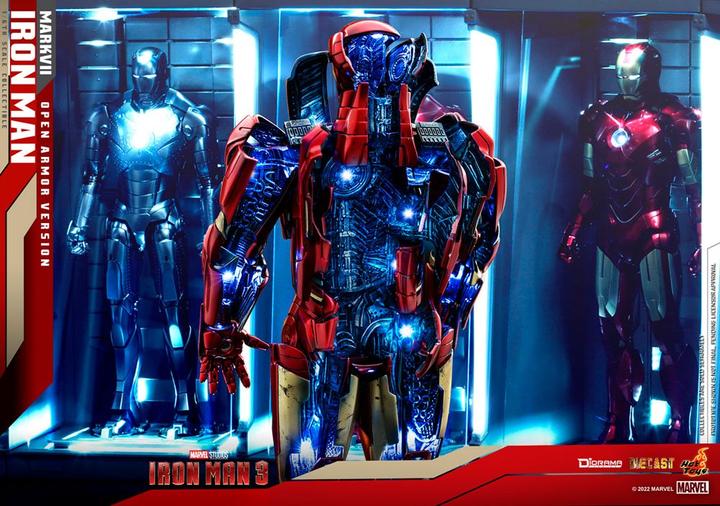 Actual product image Hot Toys Iron Man 3 diorama 1/6 Iron Man Mark VII (Open Armour Version) 32 cm