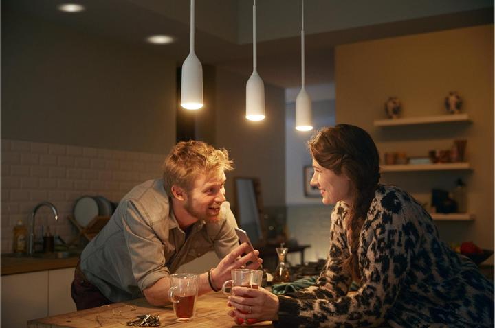Produktbild Philips Hue White Ambiance Devote Pendelleuchte weiss 806 lm (E27, 806 lm)