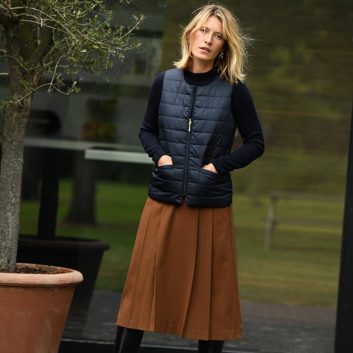 Actual product image Anne Weyburn Wendbares Steppgilet (36)