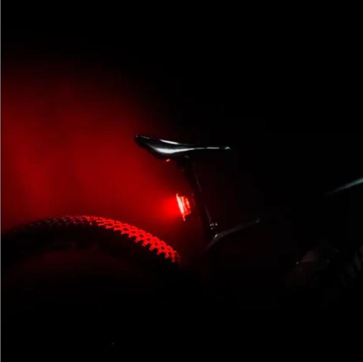 Produktbild Lezyne Strip Pro AI Alert 400+ Rear V2 (400 lm)