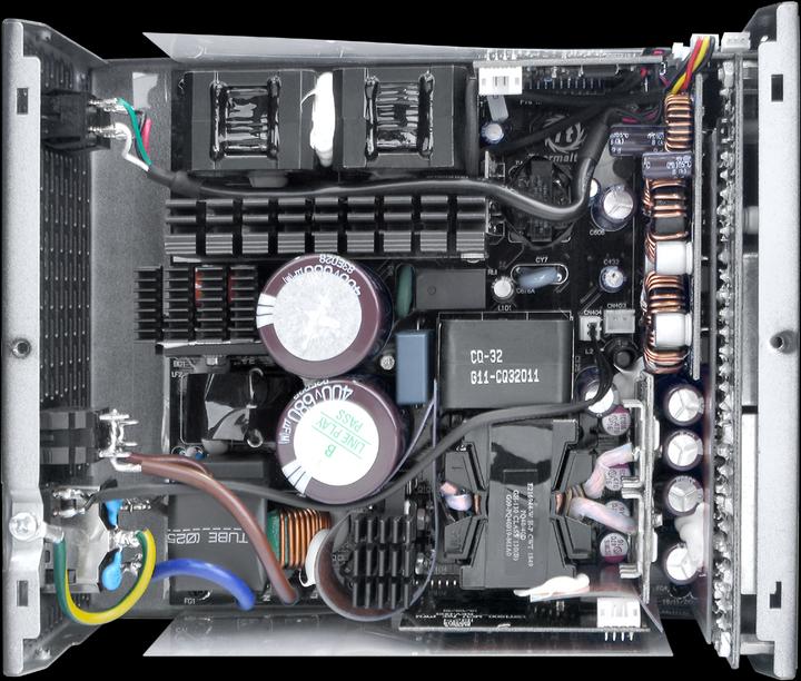 Produktbild Thermaltake ToughPower PF1 (1200 W)