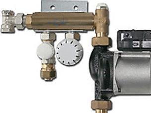 Actual product image Pettinaroli mini shunt 1 kreds - UPM2-2 pump. 20 mm PEX koblinger