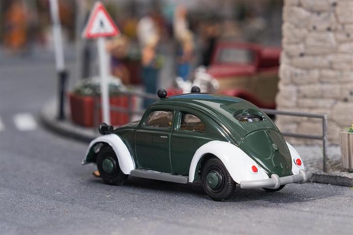 Actual product image Faller VW Beetle Police
