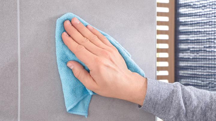 Immagine prodotto tesa EXXCELLENT portasalviette con soluzione adesiva senza trapano
