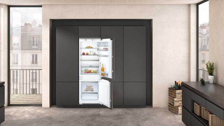 Immagine prodotto Neff N 70, frigorifero-congelatore da incasso con vano congelatore inferiore, 157,8 x 55,8 cm, cerniera (231 l)