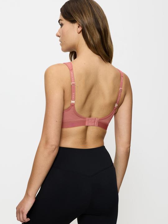 Actual product image Triumph Cardio Flow P sports bra (90 C)