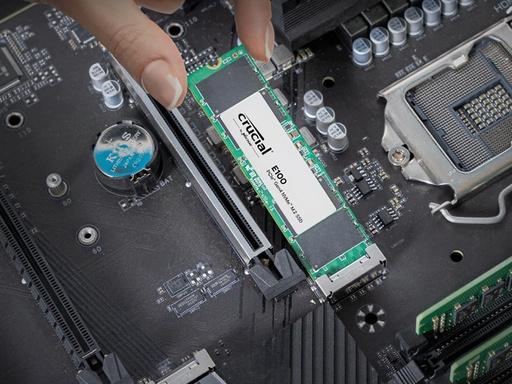 Produktbild Crucial E100 (1024 GB, M.2 2280)