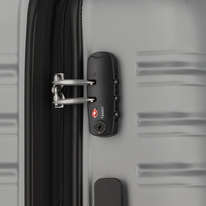 Actual product image American Tourister Flashline 4 wheel trolley 67 cm (69 l, M (50 - 90l))