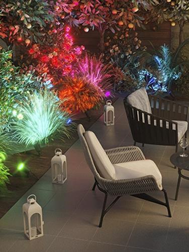Image du produit Hama Lampe de jardin WLAN avec piquet de terre, étanche, colorée, intensité lumineuse variable (450 lm, IP65)