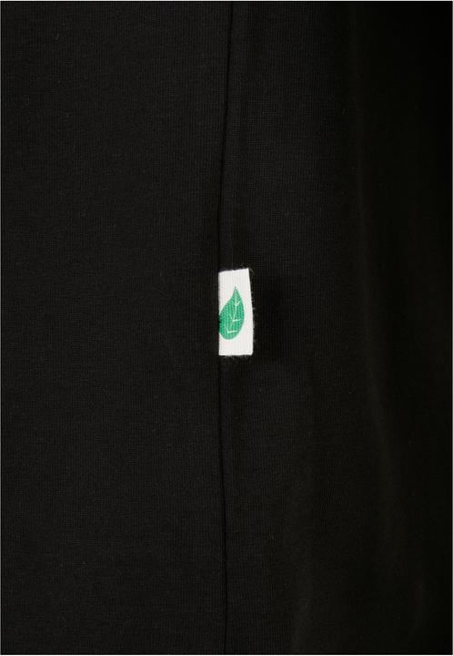 Actual product image Urban Classics Organic Fitted Strech Tee - 16479 (L)