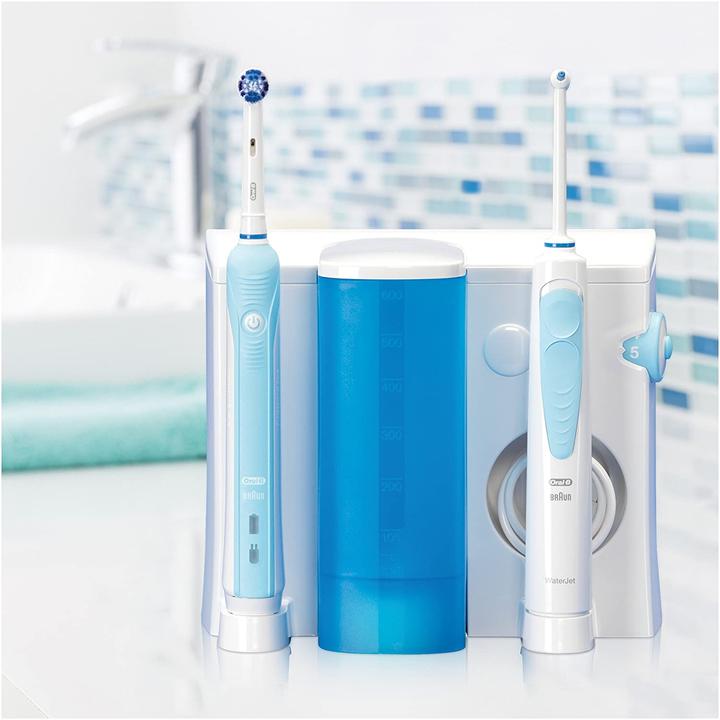 Produktbild Oral-B ProfessionalCare Center PRO 700 (Oszillierende Zahnbürste)
