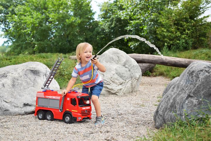 Produktbild Lena Fire Giga Trucks in a 66cm box
