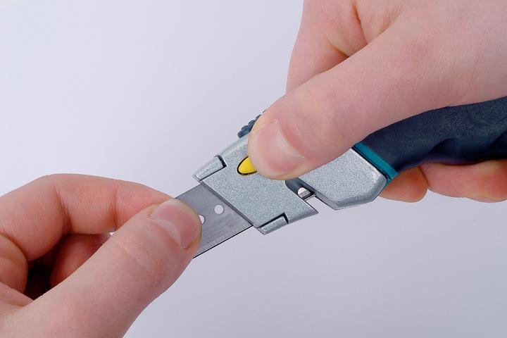 Image du produit wolfcraft Cutter lame trapèze à changement de lame rapide, avec lame rétractable (Cutters)
