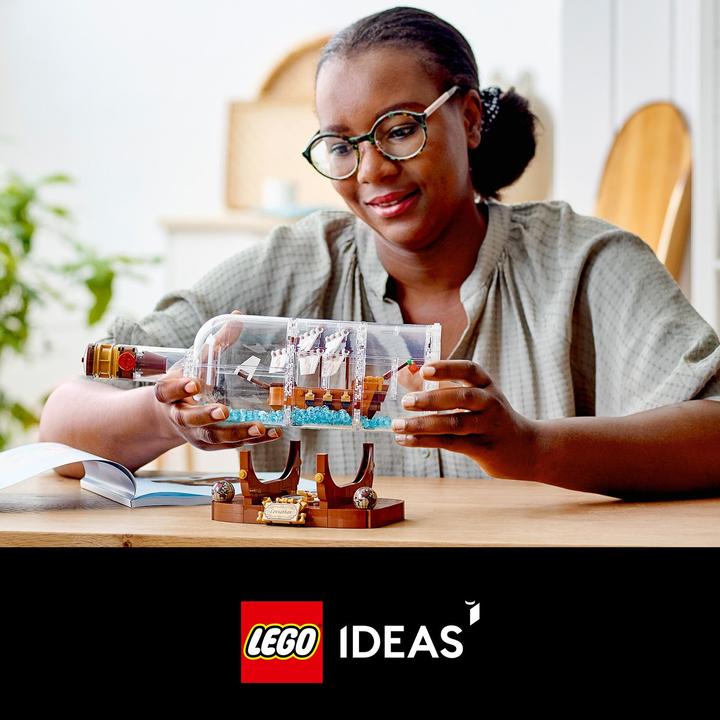 Produktbild LEGO Schiff in der Flasche (92177, LEGO Ideas)