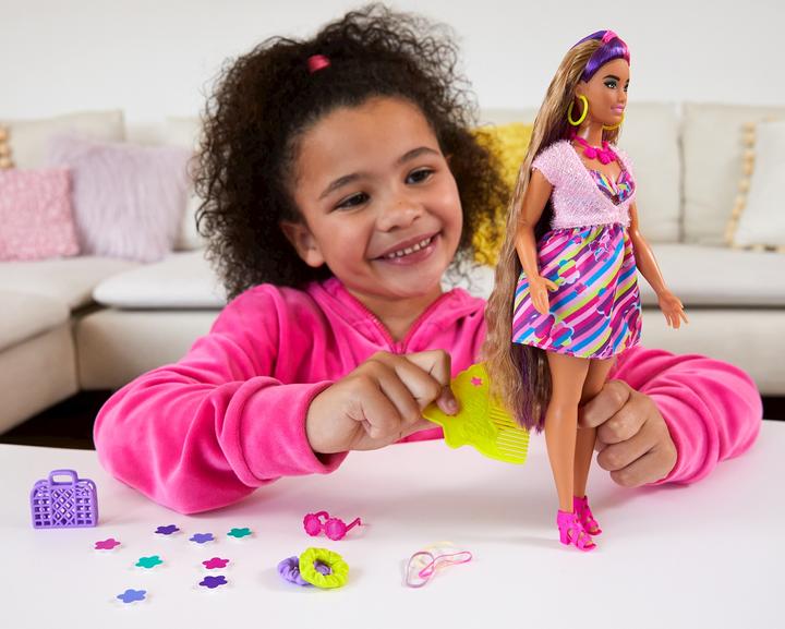 Actual product image Barbie Totally Hair doll in heart look, Petite, 21.6 cm long hair, 15 accessories, from 3 years old