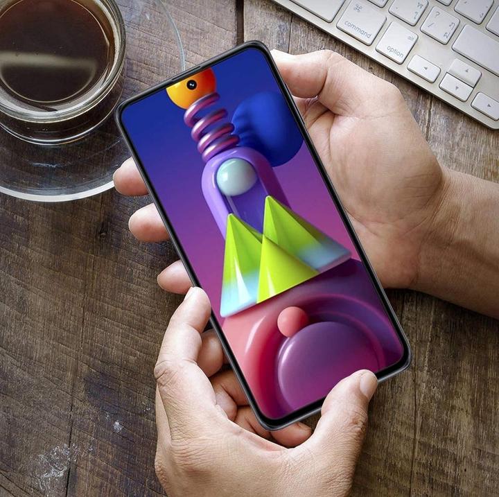 Produktbild Screenguard Samsung Galaxy M51 Full Screen Panzerglas Schutzfolie 2.5D 9H (1 Stück, Samsung Galaxy M51)