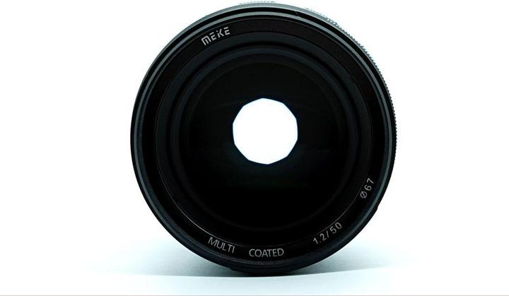 Produktbild Meike 50mm 1.2 L-Mount (Leica L, APS-C / DX)