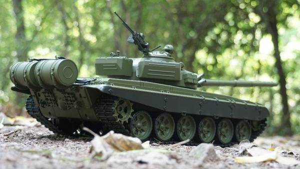 Immagine prodotto Es-toys Carro armato Heng Long RC Russo T-72 (RTR pronto all'uso)