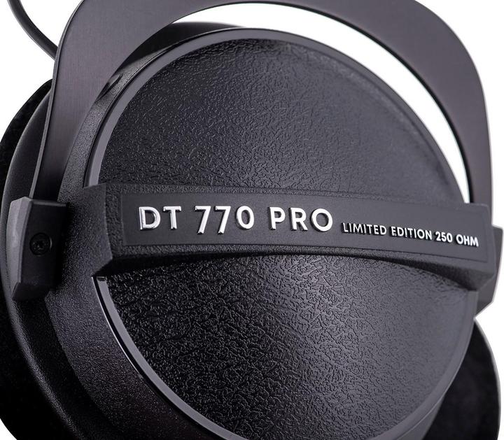 Immagine prodotto Beyerdynamic DT 770 Pro Black Limited Edition (Nessuna soppressione del rumore, Cablato)