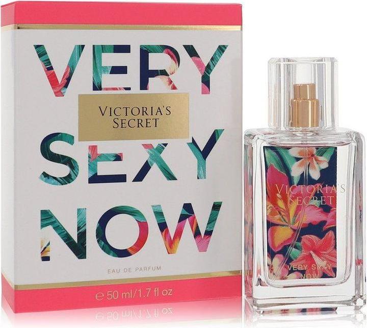 Victoria's Secret Very Sexy Now by Victoria?s Secret Eau de Parfum Spray (2017 Edition) 50 ml (Eau de Parfum, 50 ml)
