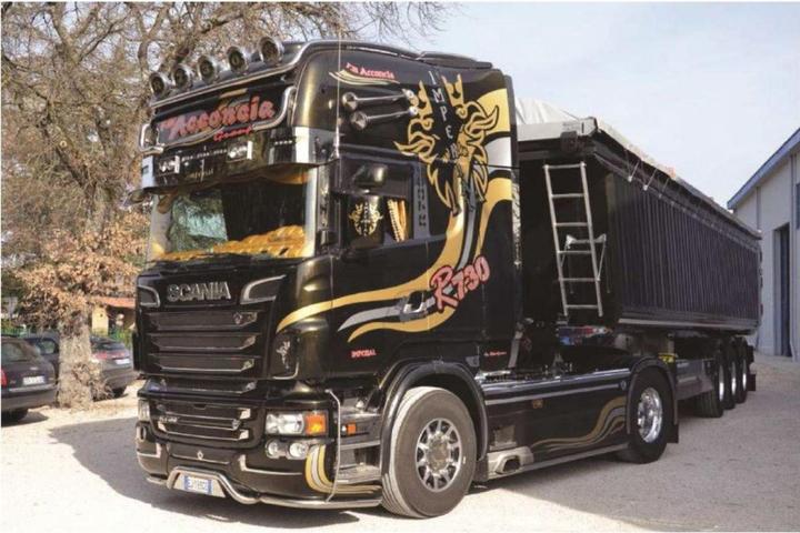 Image du produit Italeri Scania R730 V8 Topline IMPERIAL