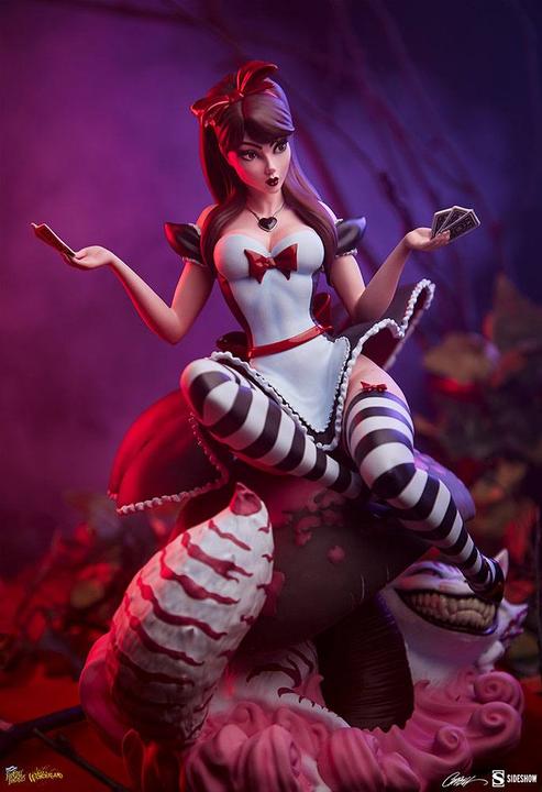 Produktbild Sideshow Fairytale Fantasies Collection “Alice in Wonderland” Game of Hearts Edition Statue