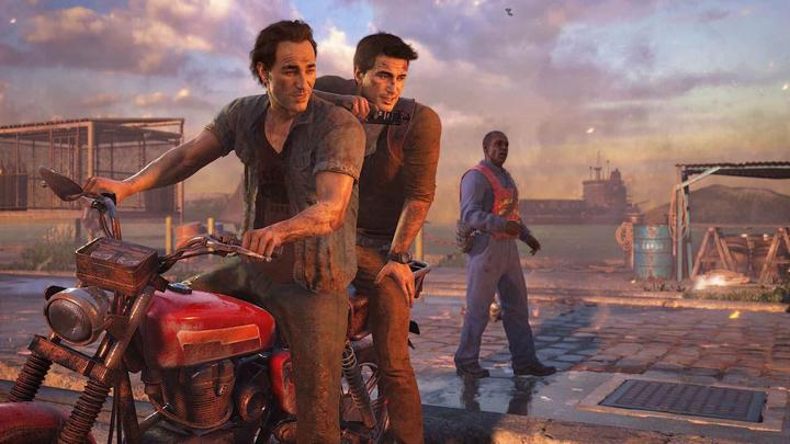 Actual product image Sony Uncharted 4: A Thief's End: Playstation Hits (PS4, Multilingual)