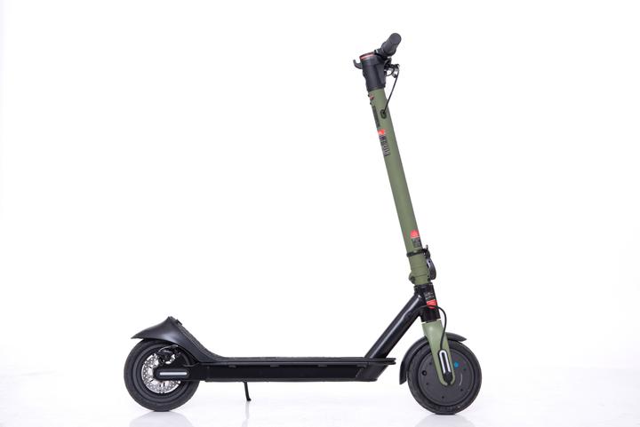 Momo Design Evo 9 (20 km/h, 40 km, 400 W)