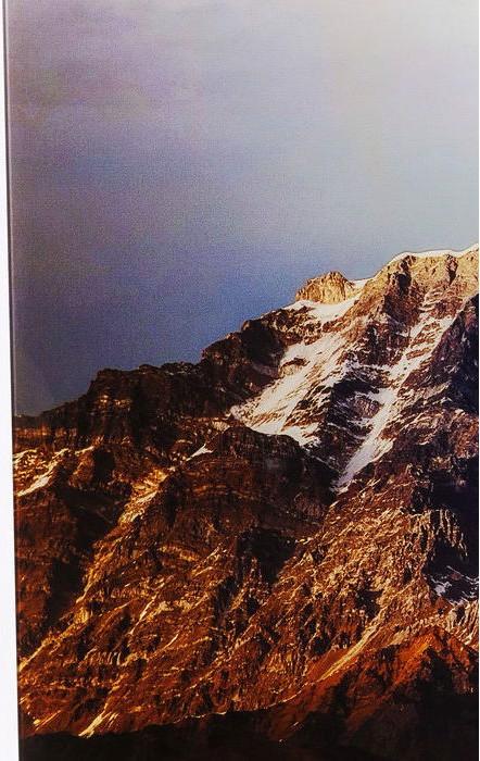 Produktbild Kare Design Matterhorn (240 x 160 cm)