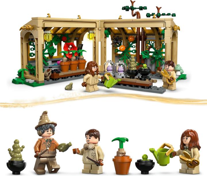 Produktbild LEGO Schloss Hogwarts: Kräuterkundeunterricht (76445, LEGO Harry Potter)