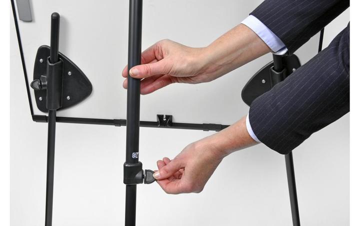 Immagine prodotto Legamaster Lavagna a fogli mobili con treppiede UNIVERSAL (68 x 105 cm)