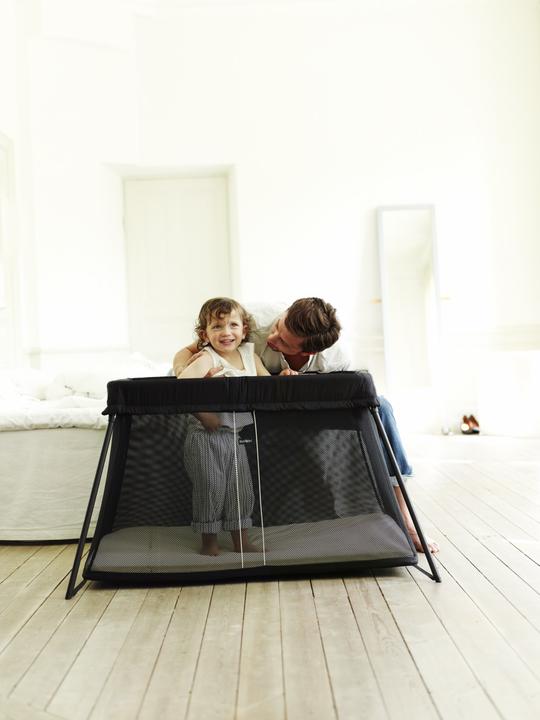 Actual product image BabyBjörn Travel Crib Light