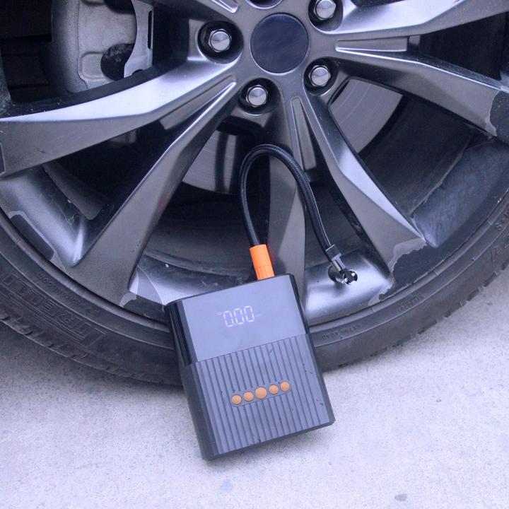 Actual product image 4smarts PitStop 3-in-1 (8800 mAh, 32.56 Wh)