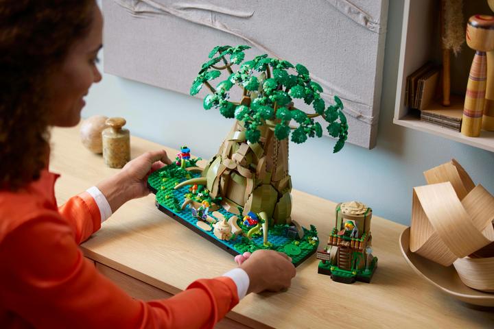 Actual product image LEGO The Legend of Zelda - Deku Tree 2-in-1 (77092, LEGO The Legend of Zelda)