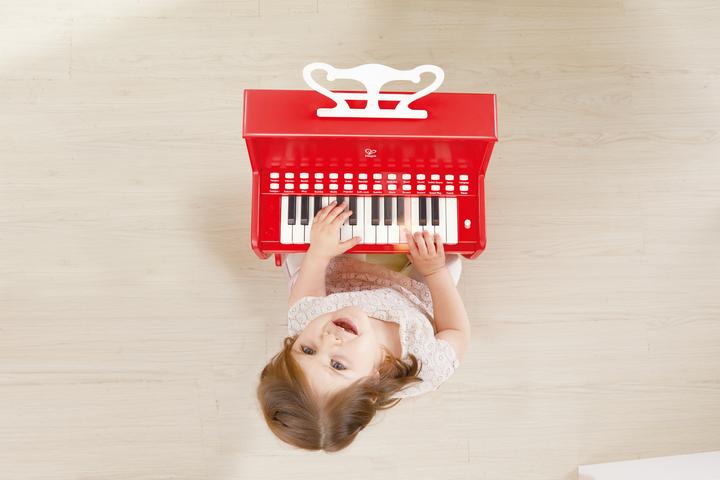 Immagine prodotto Hape Pianoforte a tasti illuminati con sgabello, rosso FSC