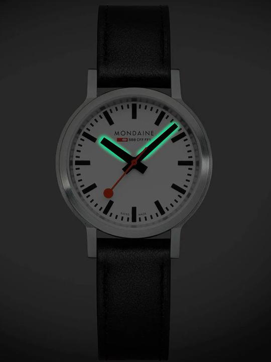 Actual product image Mondaine stop2go (Swiss made)