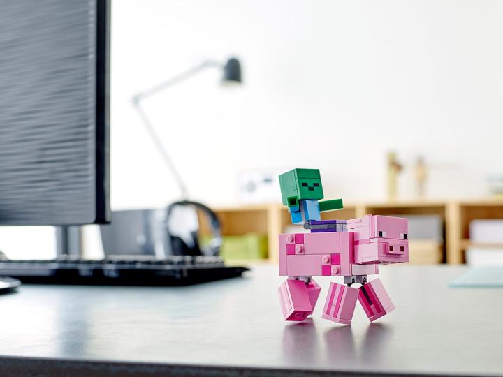 Actual product image LEGO BigFig pig with zombie baby (21157, LEGO Minecraft)