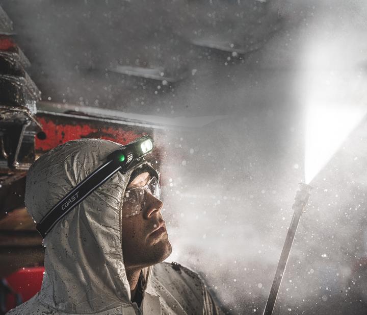 Actual product image Coast WPH30R waterproof rechargeable headlamp, 1000 lumens (1000 lm)