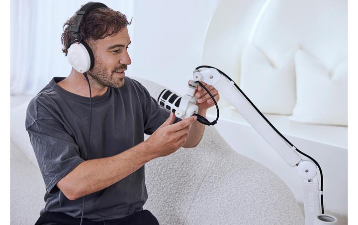Actual product image RØDE NTH-100 (NC, Cable)