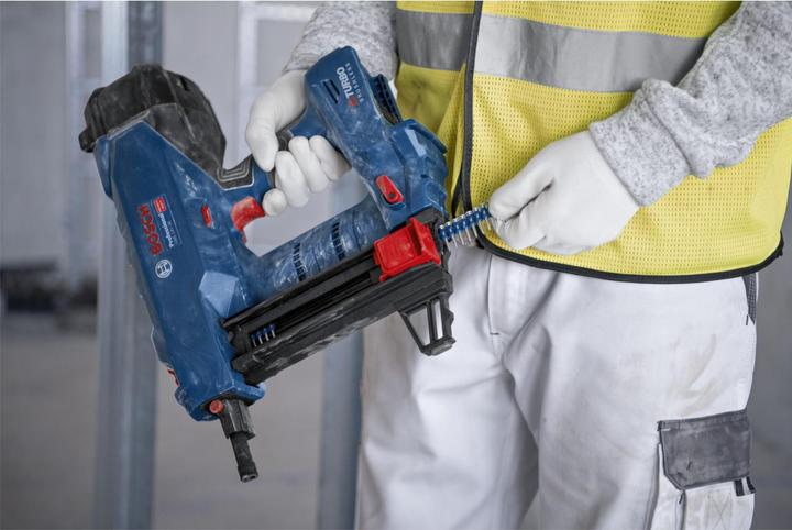 Actual product image Bosch Professional GNB 18V-38