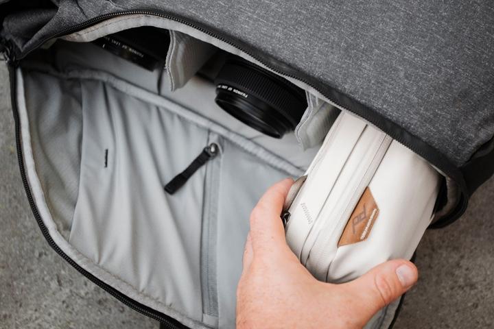 Image du produit Peak Design Tech Pouch (Étui pour accessoires de caméra, 2 l)