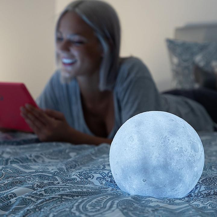 Actual product image InnovaGoods Mondlampe