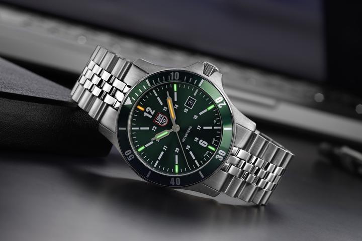 Produktbild Luminox SPORT TIMER 0910 SERIES (Sportuhr, 42 mm)