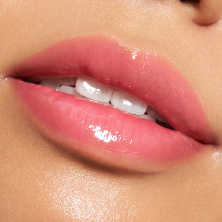 Actual product image Catrice Lip Gloss Melt and Shine 060 Malibu Barbie (060 Malibu Barbie)