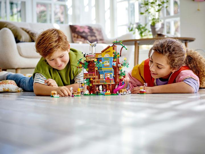 Actual product image LEGO Friendship Treehouse (41703, LEGO Friends)